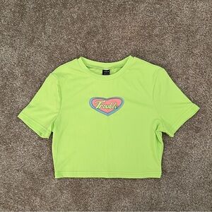 NWOT SHEIN MOOSTA Heart & Letter Graphic Rib Knit Crop Tee